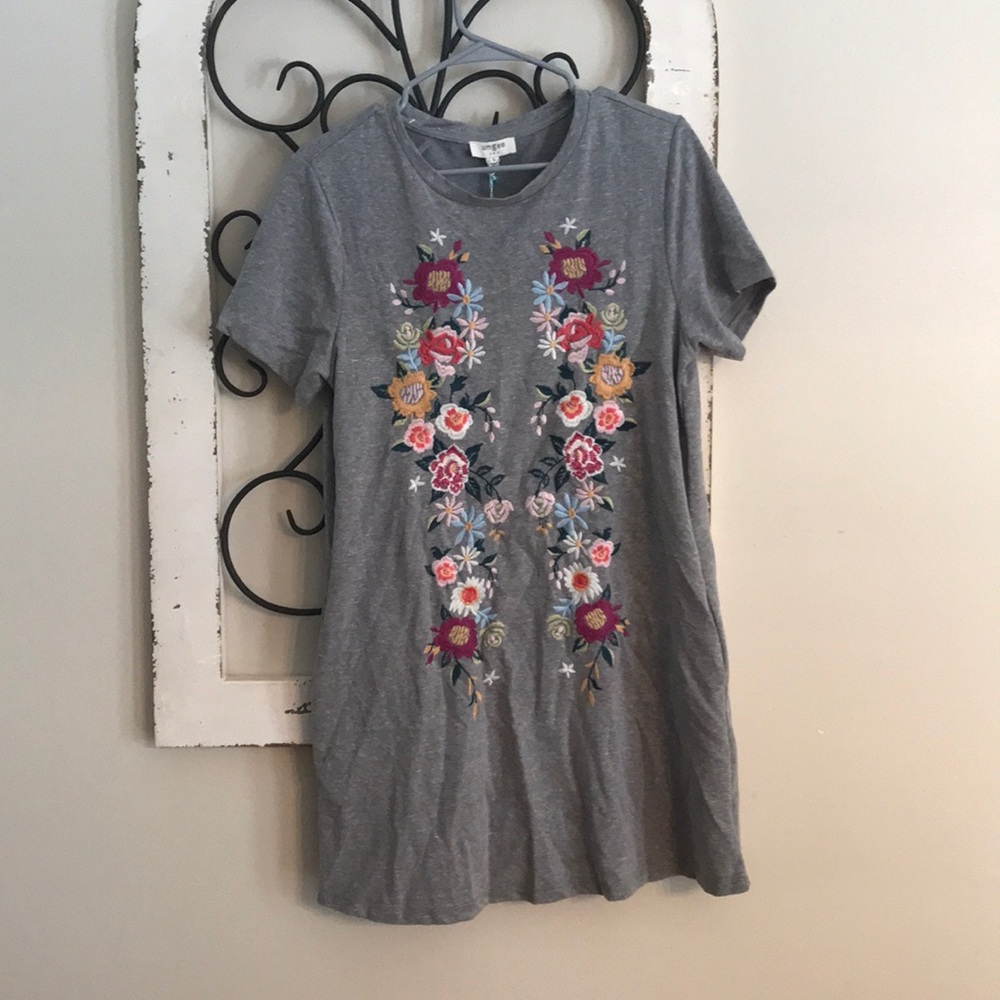 Adorable dress with pockets!